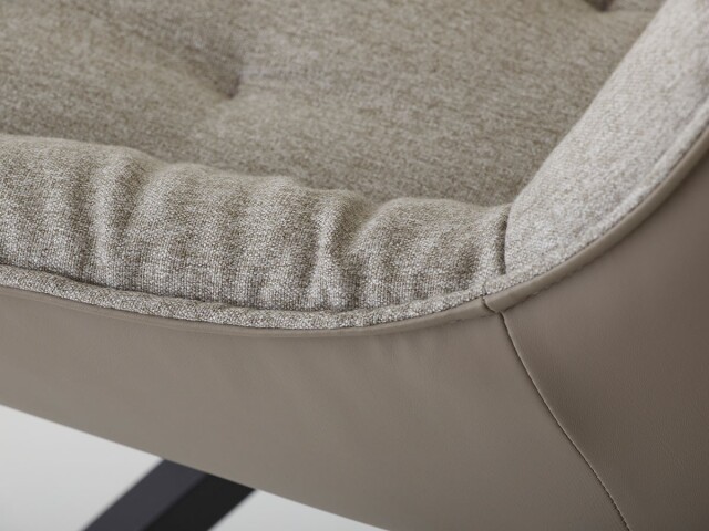 OSKAR chair オスカーチェア 回転式 moda en casa モーダエンカーサ