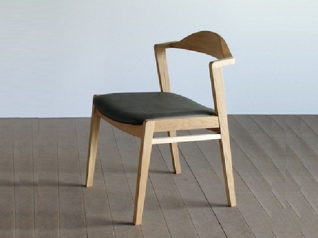 プレーン セミアームチェア SIKI FURNITURE シキファニチア／椅子