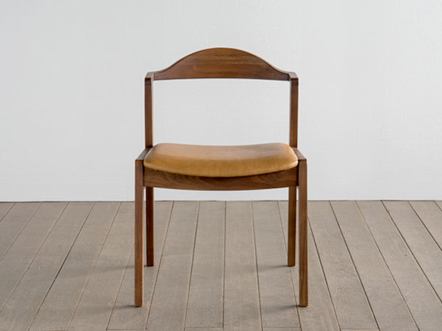 プレーン セミアームチェア SIKI FURNITURE シキファニチア／椅子