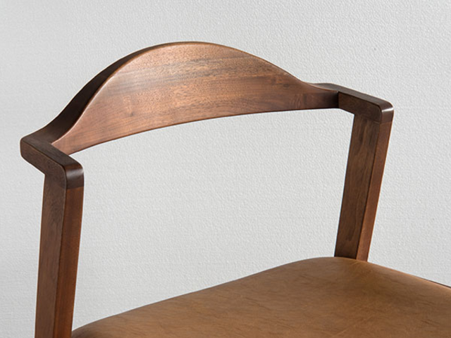 プレーン セミアームチェア SIKI FURNITURE シキファニチア／椅子