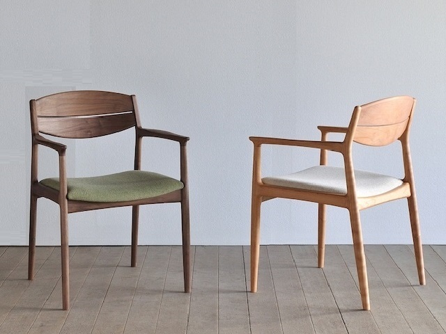 ユーロ アームチェア SIKI FURNITURE シキファニチア／椅子