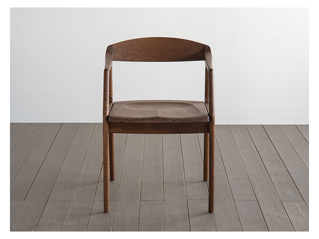ユナ アームチェア ウッド SIKI FURNITURE シキファニチア／椅子