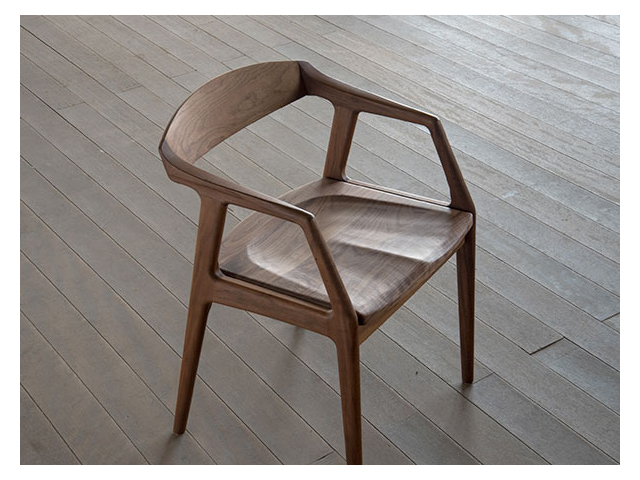 ユナ アームチェア ウッド SIKI FURNITURE シキファニチア／椅子