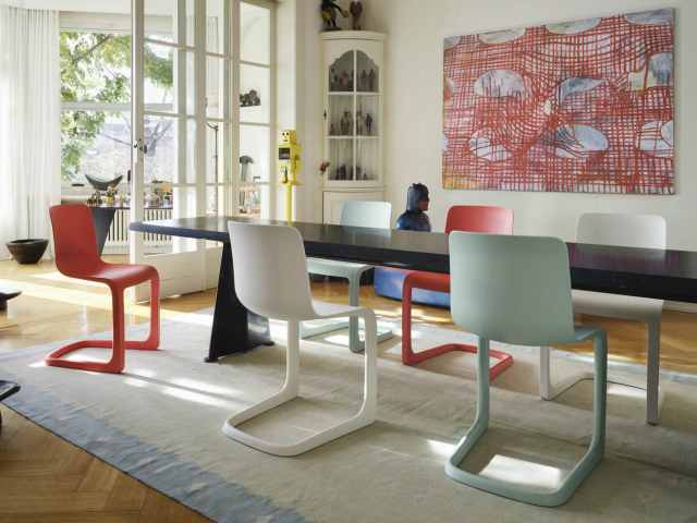 EVO-C イヴォック vitra ヴィトラ プラスチック ガーデン 屋外 アウトドア 公共施設