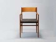 宮崎椅子製作所 menuアームチェア