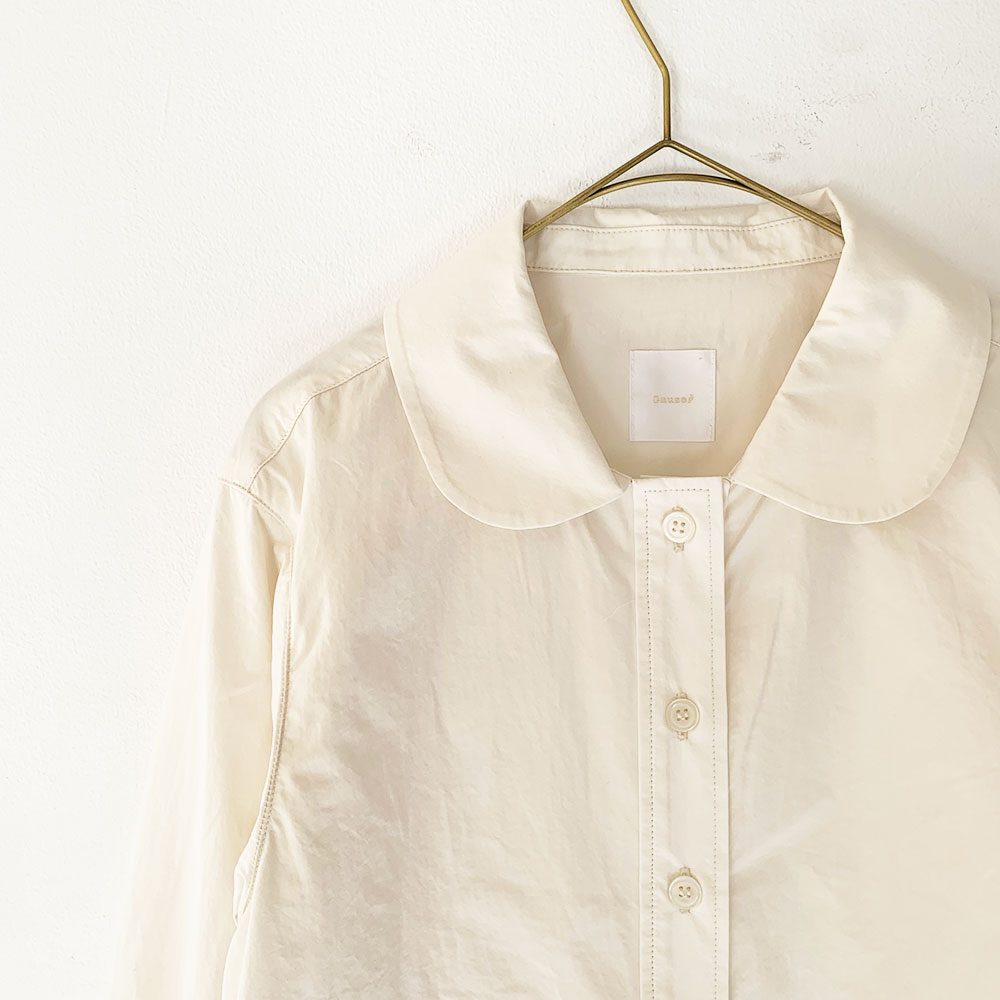 Round Collar Classic Blouse