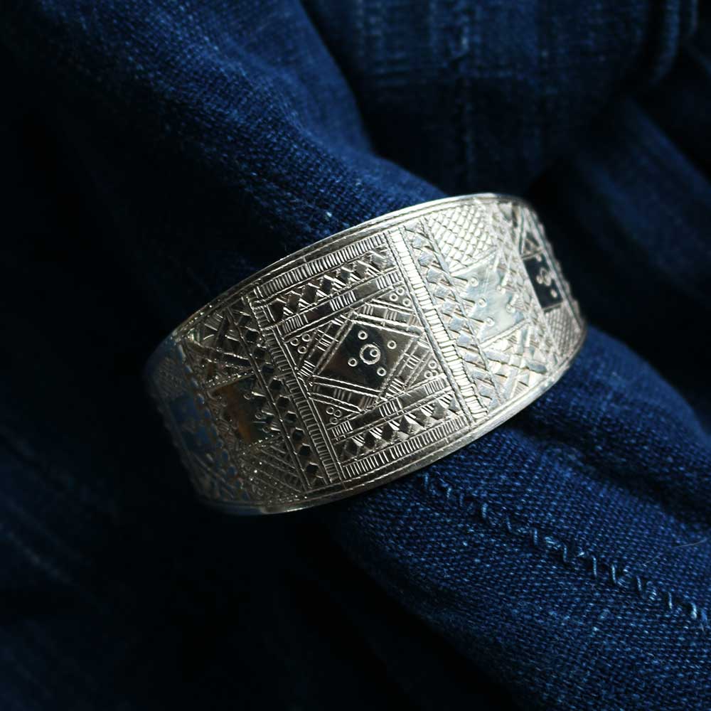 TUAREG JEWELRY Silver Bangle 《A》