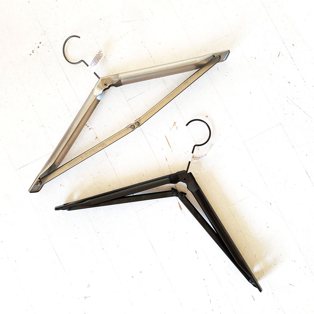 PUEBCO Folding Hanger