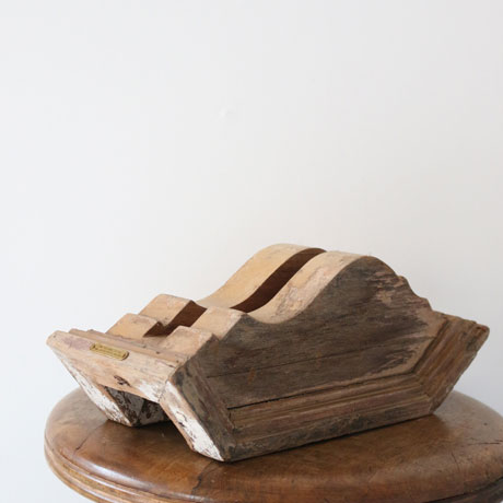 PUEBCO Vintage Wooden PC Stand