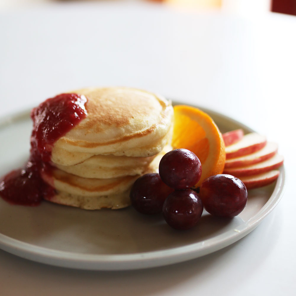 透明釉幅細リム皿//こいずみ みゆき