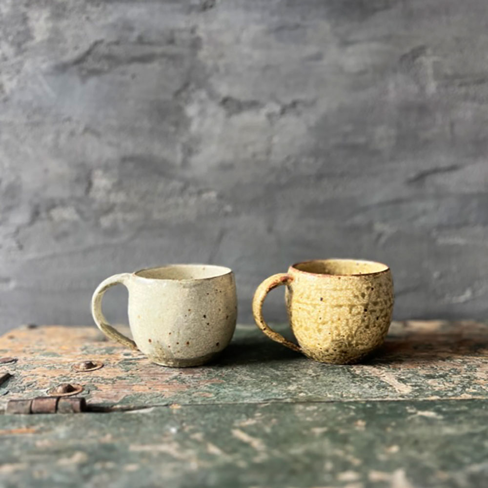 マグカップ丸大  //  馬渡新平