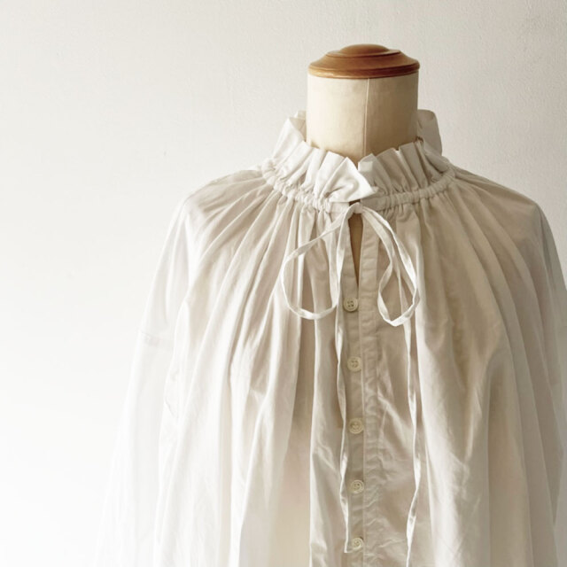 Frill Collar Blouse
