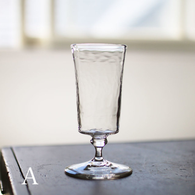 ワイングラス // 西山芳浩