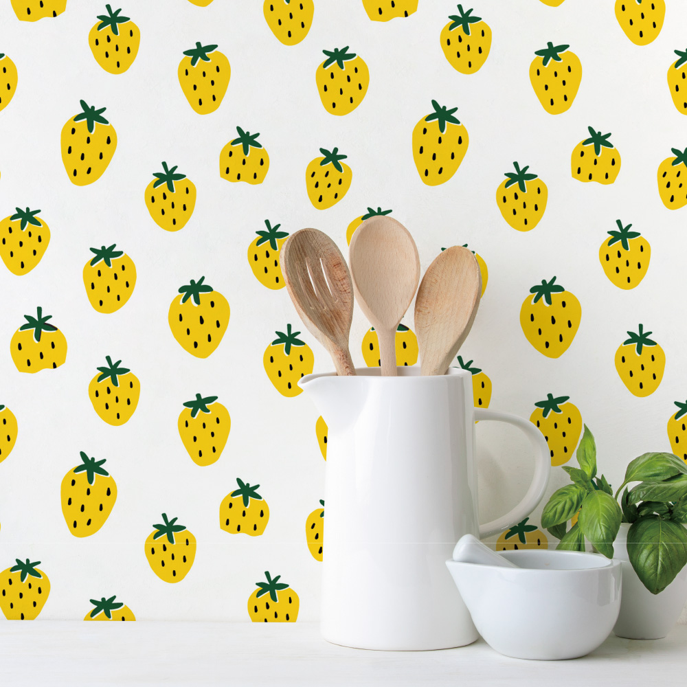 シール壁紙・CareaのStrawberry Picking