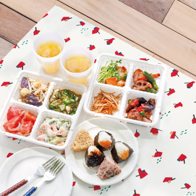 送料無料】 愛の季節の中で ／ Ushimaru Saeki レジャーシート Harokka