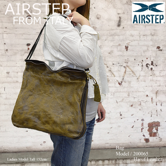 レザーバッグ 200065-model-lady