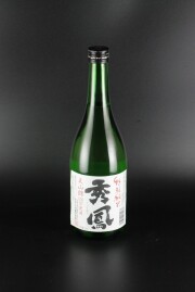秀鳳　特別純米　美山錦　720ml　【山形／秀鳳酒造場】