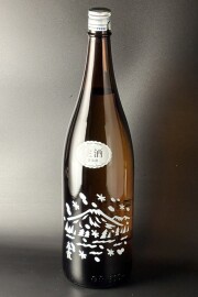 2025BY　春霞　冬ラベル　純米無濾過生原酒　美郷錦　1800ml　【秋田／栗林酒造店】