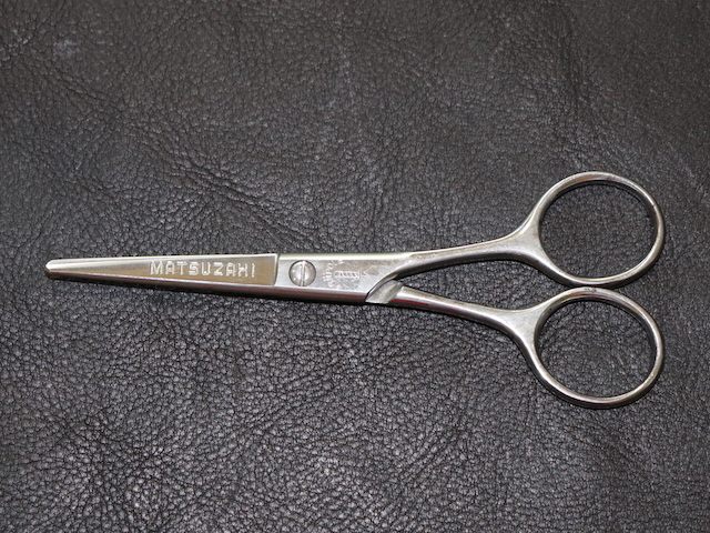 美品　マツザキ　理美容師用刈込ハサミ　6,8インチ マツザキ FS450 MATSUZAKI 美容師用 理容師用 トリマー用 中古シザー