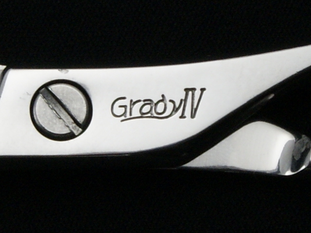 菊星 KIKUBOSHI Grady4 美容師用 理容師用 トリマー用 中古
