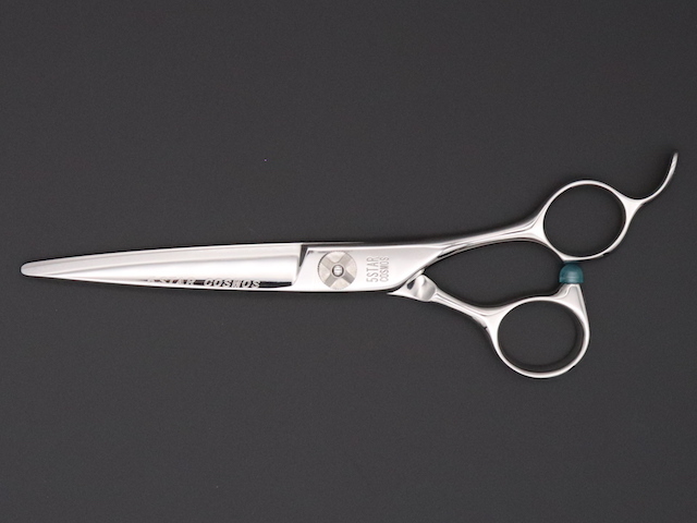 光シザー 5star cosmos153 6インチ 新品、一度使用したのみ HIKARI（コスメ、食品） 【正規品】HIKARI（ヒカリシザーズ）5