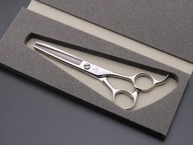 ヒカリ THINNING722 美容師用 理容師用 トリミング用 中古セニング