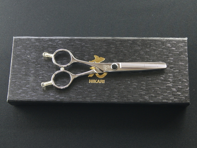 光　LT37　HIKARI　美容師用　理容師用　トリマー用　中古セニング