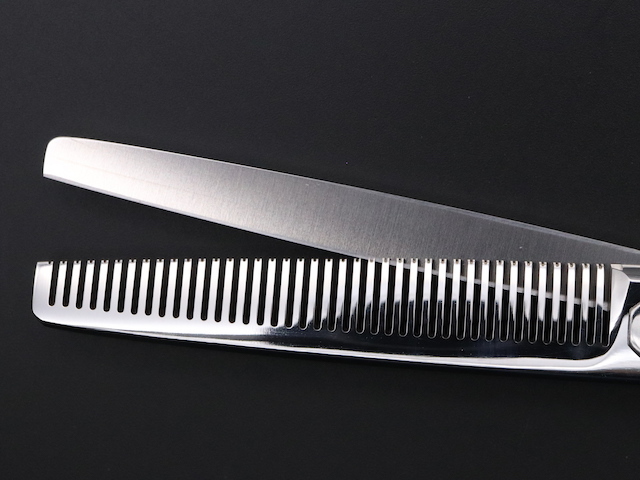 内海 NS40 UTSUMI 美容師用 理容師用 トリマー用 中古セニング ハサミ