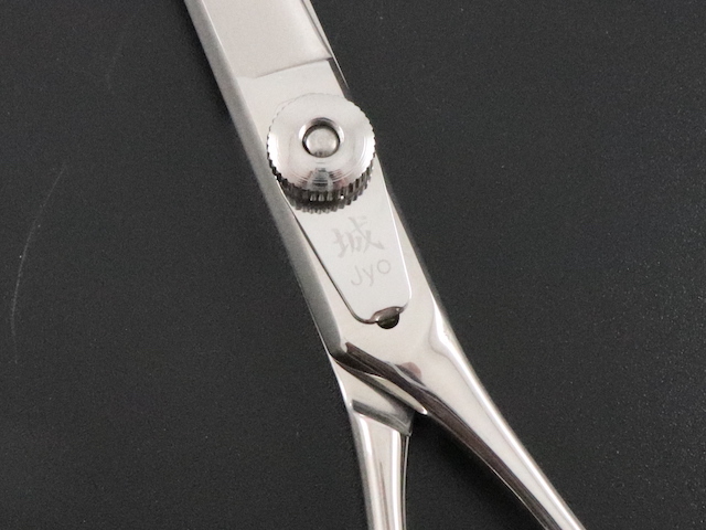新品未使用 6.8インチ 平刃 中古シザー】 内海 EUHG-68（6.8インチ）トリマー用 トリミング