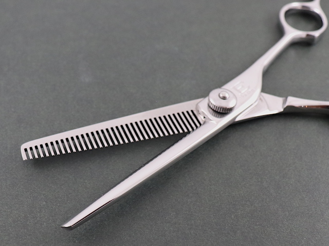 中古セニング】E Scissors 6035F 逆刃タイプ（カット率30%）美容