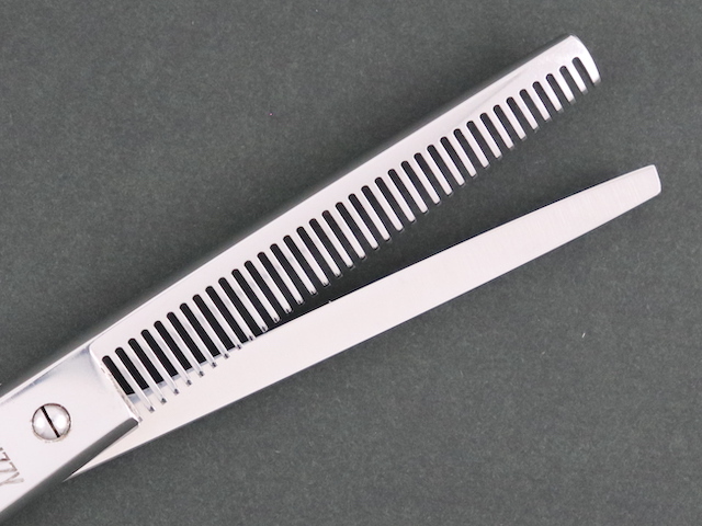 中古セニング】マツザキ FUZZY 5537(カット率10%）理容師用 美容