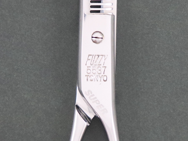 美品　マツザキ　理美容師用刈込ハサミ　6,8インチ 美品 マツザキ 理美容師用刈込ハサミ 6,8インチ 美品 マツザキ 理