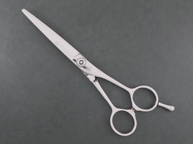【中古シザー】　キングクラフトシザー(KING CRAFT SCISSORS)   カイロス(Kairos) KTJ-60S（6.0インチ）  理美容用  セルフカット用