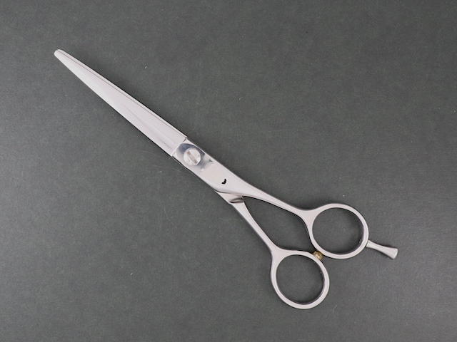 中古シザー】オオカワ OKAWA(5.3インチ）美容師用 セルフカット用