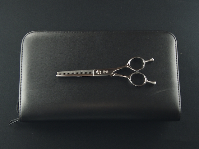 マツザキ　FUZZY5528　MATSUZAKI　美容師用　理容師用　トリマー用　中古セニング