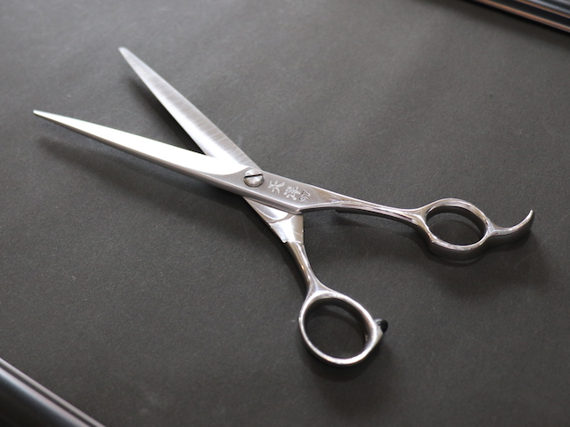 天洋Dairi　S7　TENYO　大理　美容師用　理容師用　トリマー用　中古シザー