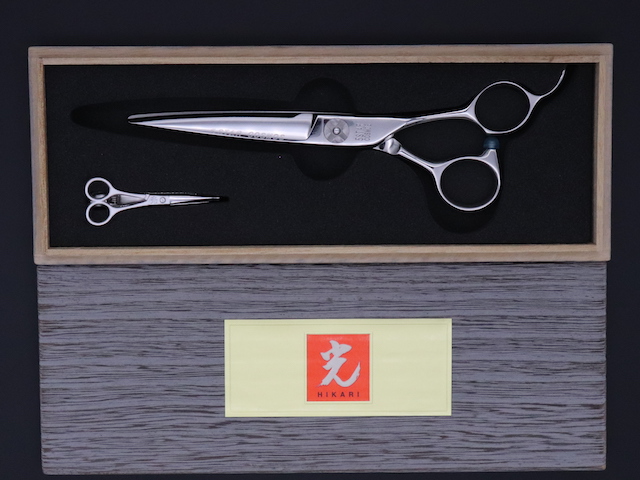 光シザー 5star cosmos153 6インチ 新品、一度使用したのみ HIKARI（コスメ、食品） 【正規品】HIKARI（ヒカリシザーズ）5