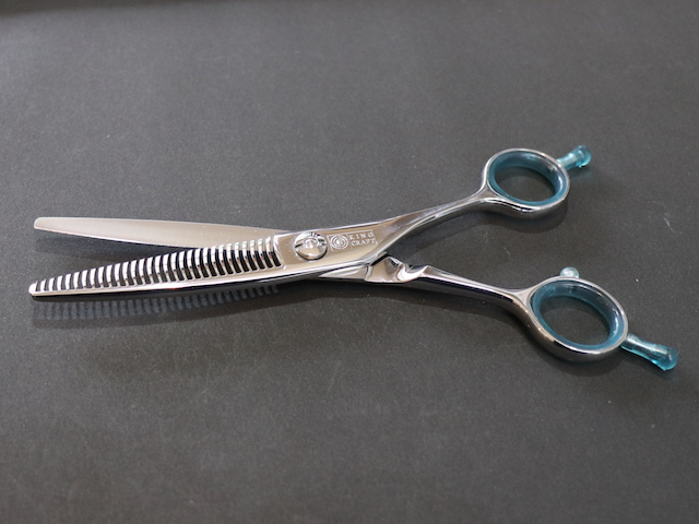 ハサミ屋はやし　KING　CRAFT　HS30FW　IS　美容師用　理容師用　トリマー用　中古セニング