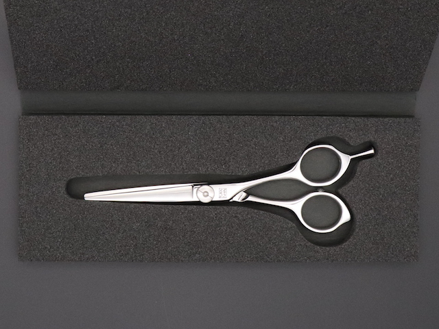 SANSHIN　R58（5.8インチ）中古シザー