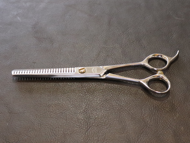 Harthit　EX-ST　SS24　美容師用　理容師用　トリマー用　中古セニング