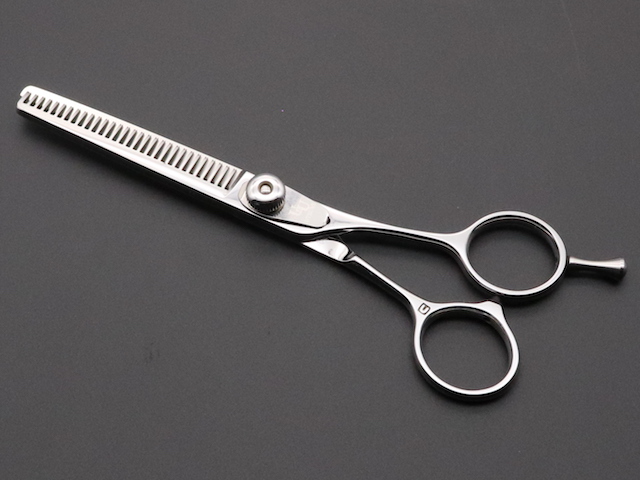 内海　UBX6030　美容師用　理容師用　トリミング用　中古セニング