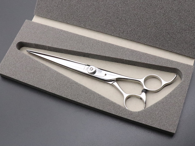Yamato SCISSORS 7.0　理容師用　トリミング用　セルフカット用　中古シザー