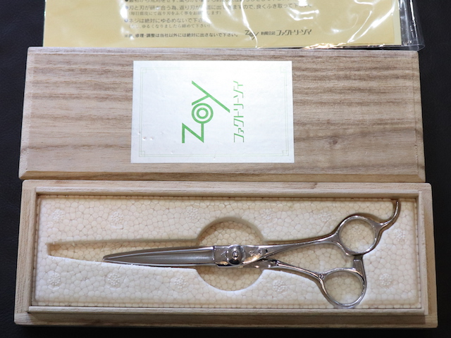 ファクトリーゾイ　Zoy　美容師用　理容師用　トリマー用　中古シザー