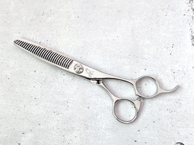 【中古セニング】   ドッグ シザーズ ジャパン DHS-30F （カット率25～30%/ Dog Scissors Japan) 　トリマー用  セルフカット用
