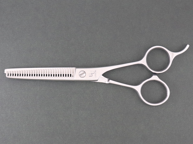 【中古セニング】内海 UTSUMI U&U KS-29(カット率25〜30%）美容師用 理容師用 セルフカット用