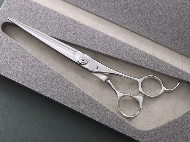 【中古シザー】 富士 BF70（7.0インチ）理容師用 トリマー用 セルフカット用