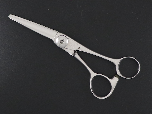 【中古シザー】ハイネッター（5.5インチ・Hi-Neta）美容師用 理容師用 セルフカット用