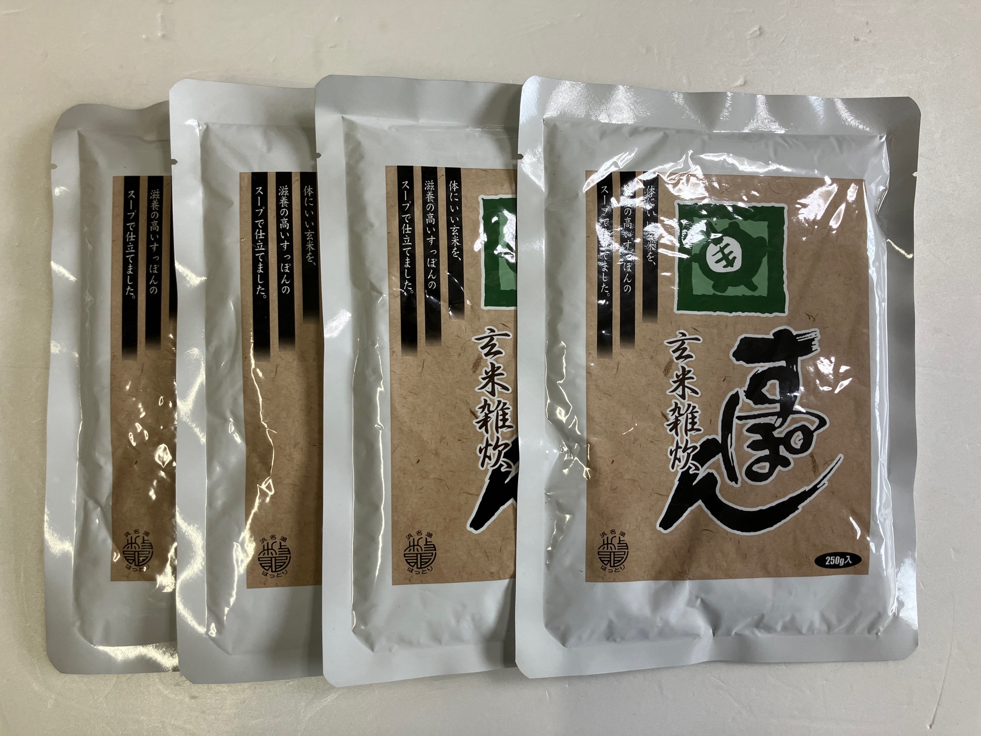 【賞味期限が２０２７年１月】【送料無料】　すっぽん玄米雑炊　４袋セット