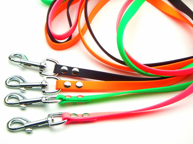 水遊びにおすすめの防水犬用リード｜FIREDOG BioThaneドッグリーシュ｜犬グッズ通販HAU