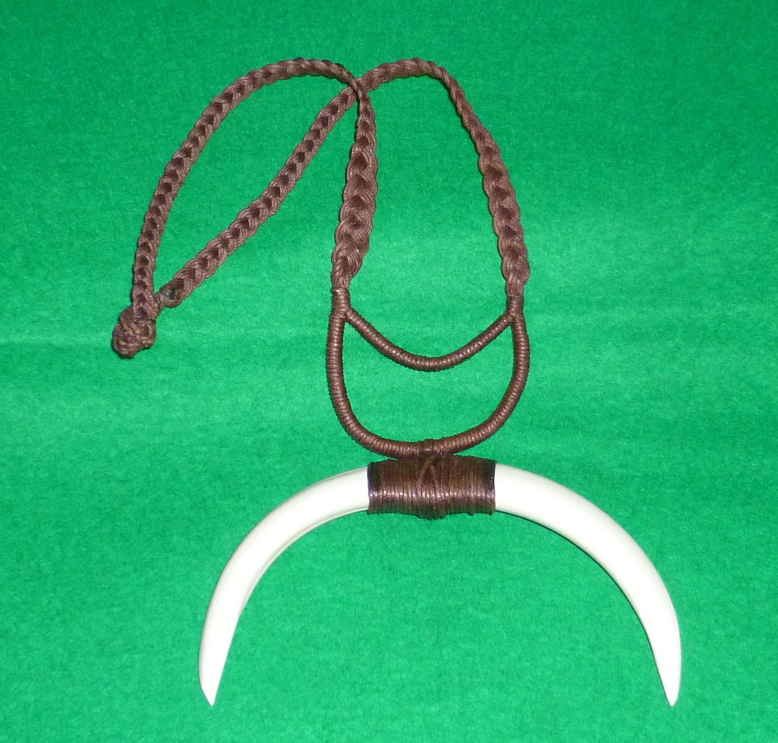 ボーンチョーカー